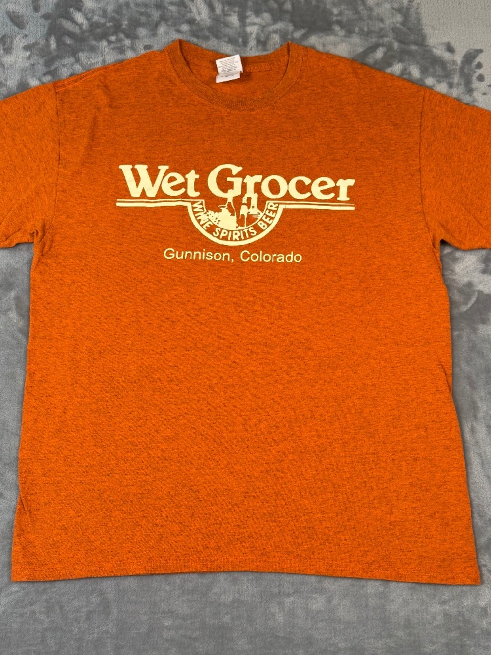Wet Grocer T-Shirt Large Orange Gunnison Colorado